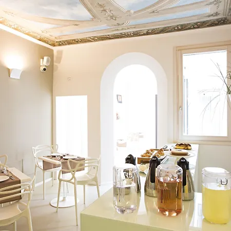 Borgoleoni 18 - And Breakfast フェラーラ