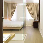 Bed and Breakfast Borgoleoni 18 - And Breakfast
