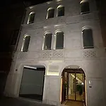 Bed and Breakfast Borgoleoni 18 - And Breakfast Φεράρα