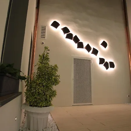 Borgoleoni 18 - And Breakfast