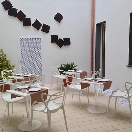 Borgoleoni 18 - Room&breakfast 2* Ferrara