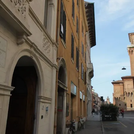 Bed & Breakfast Borgoleoni 18 - And Breakfast