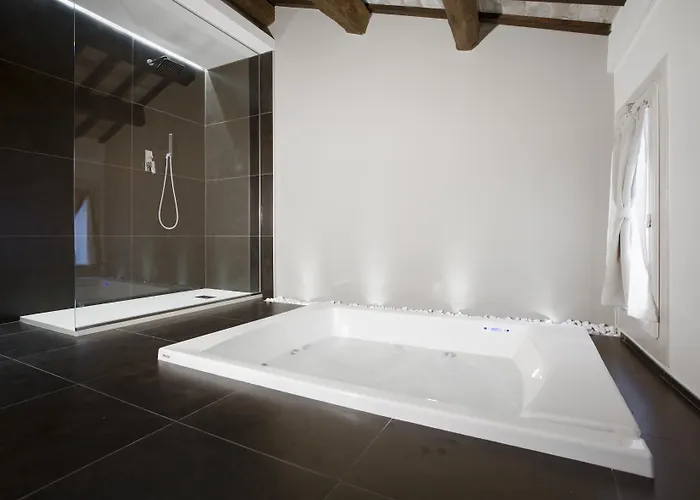 Bed & Breakfast Borgoleoni 18 - Room&breakfast 2*