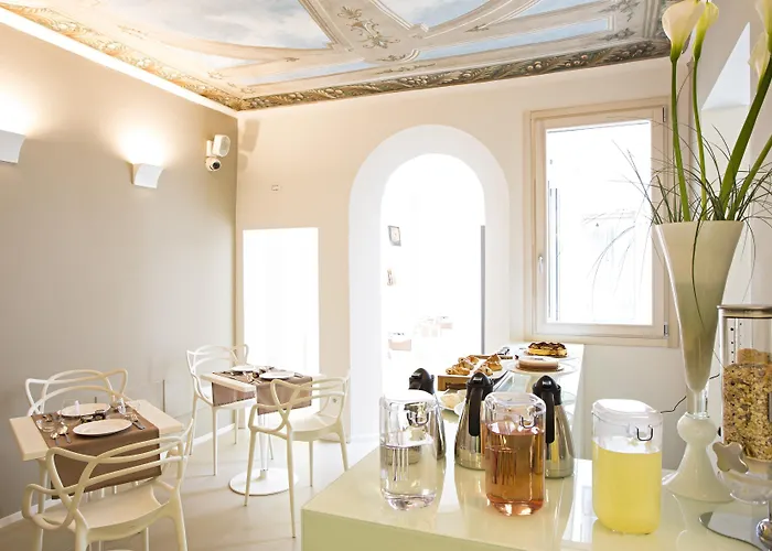 Borgoleoni 18 - And Breakfast فيرّارا