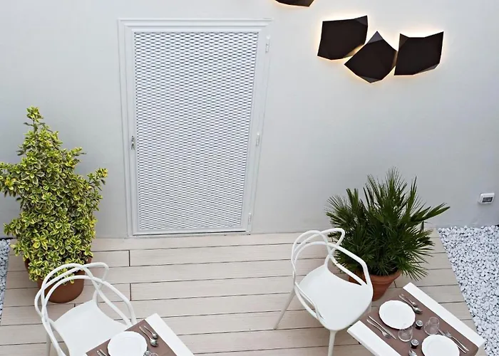 Couette-café Borgoleoni 18 - And Breakfast