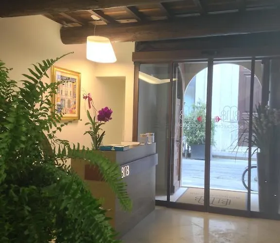 Couette-café Borgoleoni 18 - And Breakfast 2*