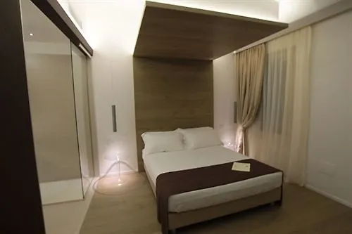 Borgoleoni 18 - And Breakfast فندق مبيت وإفطار فيرّارا